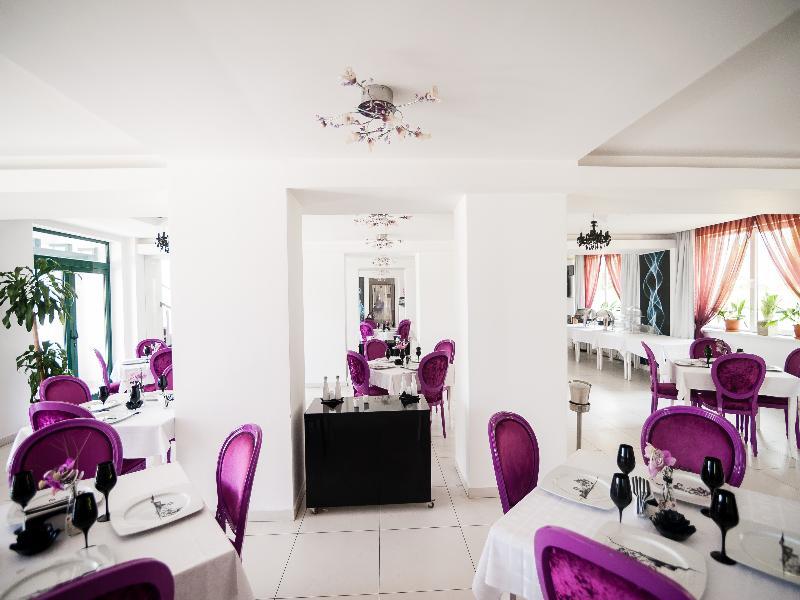 Hotel Alex&george Boutique 4*
