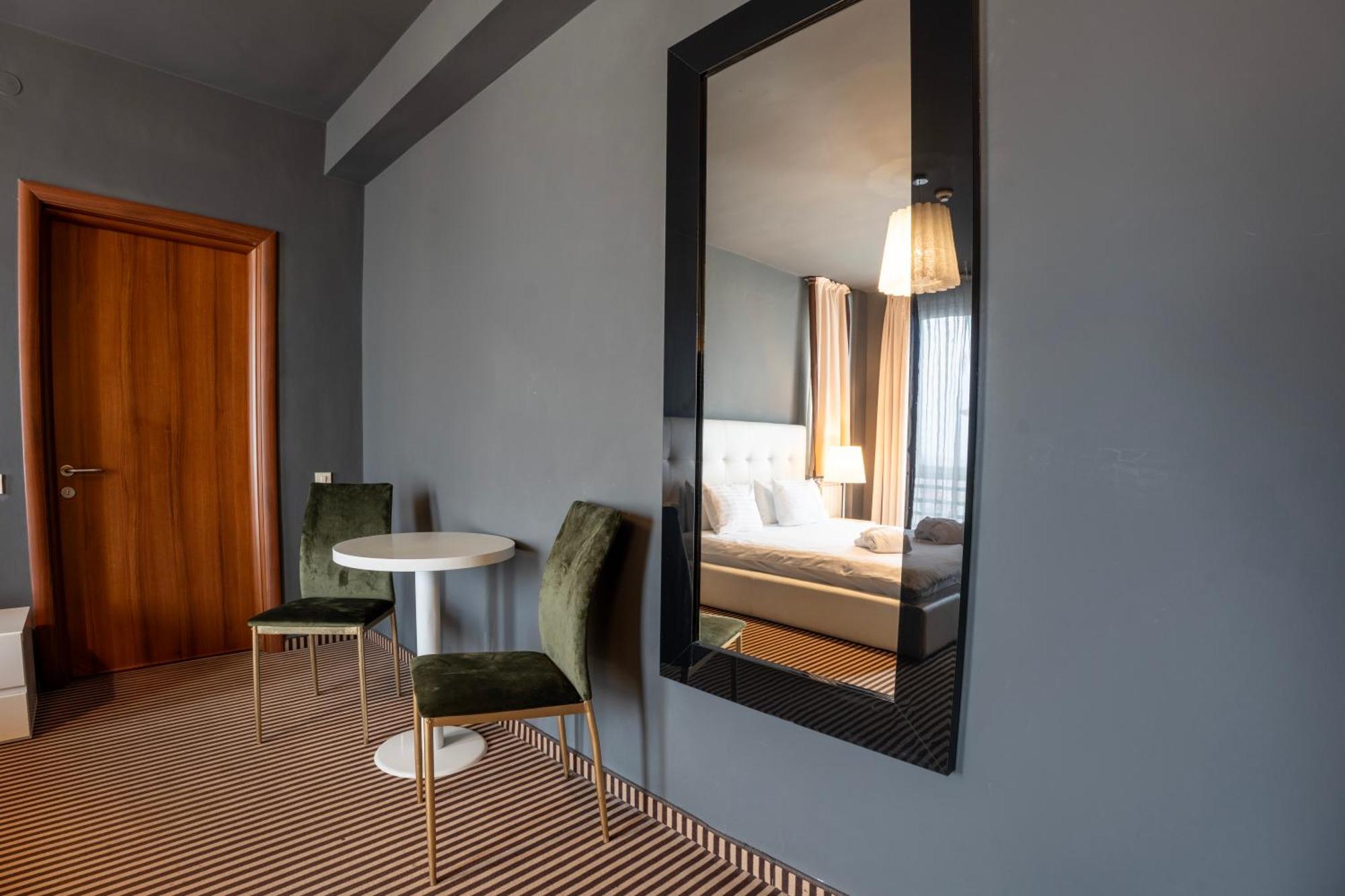 Alex&george Boutique 4* Cluj-Napoca