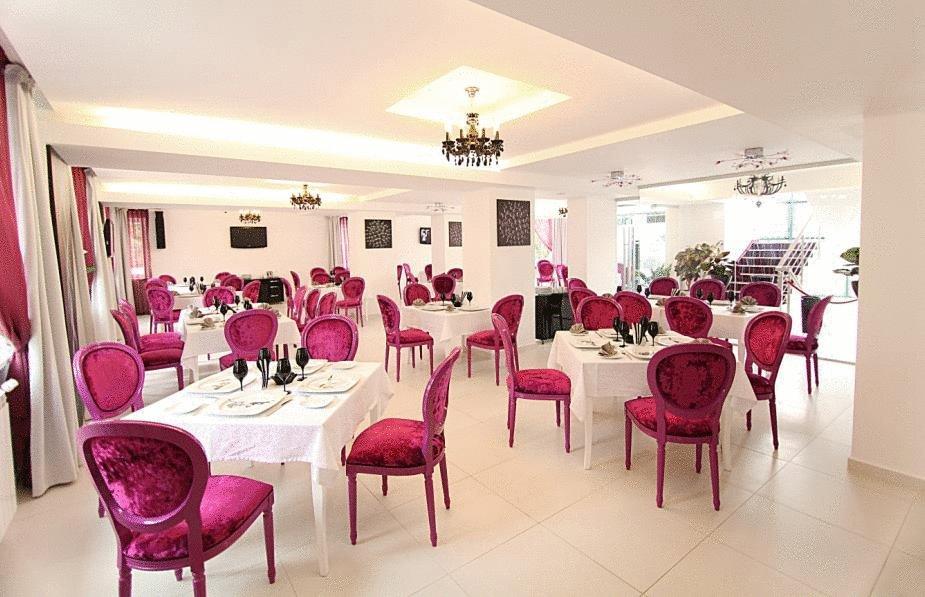 Alex&george Boutique 4*