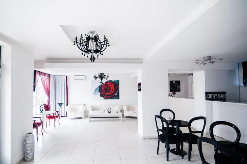 Alex&george Boutique 4*